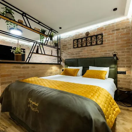 Freja- Luxury Old Town Center Apartman