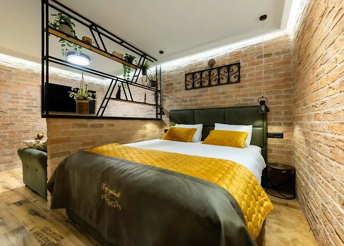 Freja- Luxury Old Town Center Lejlighed