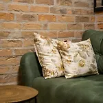 Freja- Luxury Old Town Center
