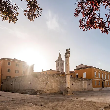 Freja- Luxury Old Town Center アパート